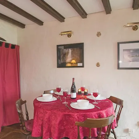 Holly Holiday home *